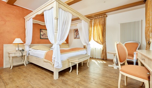 Romantic Studio Suite, 1 Bedroom, Refrigerator, Lakeside
