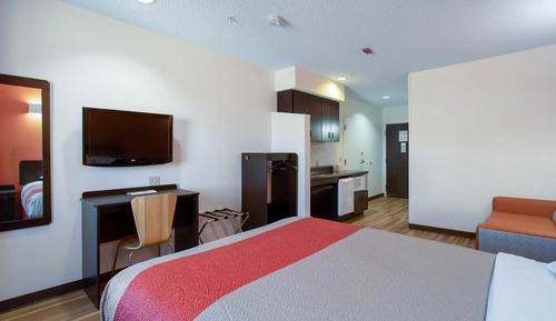 Standard Room, 1 Queen Bed, Non Smoking