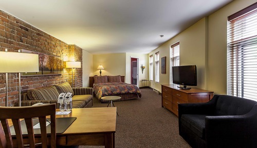 Quadruple room with 2 Queen Beds