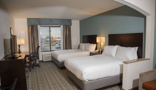 Suite, 2 Queen Beds, Accessible, Non Smoking (Mobility, Bathtub W/grab Bars)