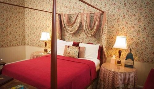 Desoto Room