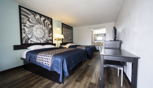 Room, 2 Queen Beds, Non Smoking
