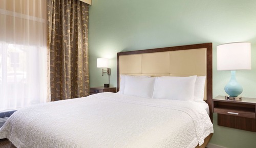One King Suite Whirlpool