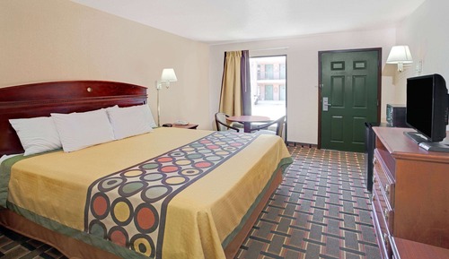 Standard Room, 1 King Bed