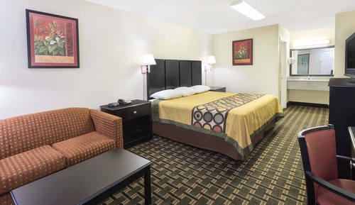 Standard Room, 1 Queen Bed, Smoking