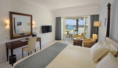 Superior Double Room, Partial Sea View