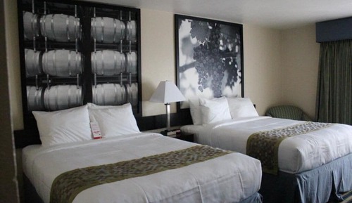 Suite, 2 Queen Beds, Non Smoking