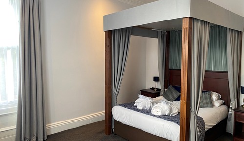 Four Poster Suite