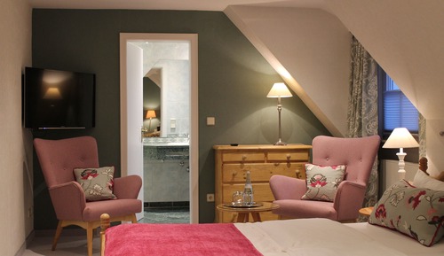 Classic Double Room