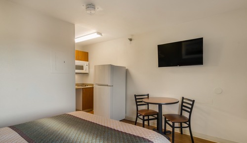 Studio, 1 Queen Bed, Non Smoking