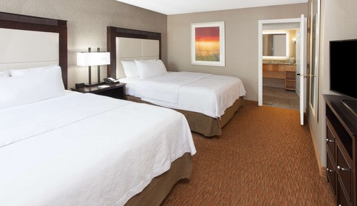 Room, 2 Queen Beds, Non Smoking, Fireplace