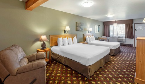 Standard Room, 2 Queen Beds, Non Smoking, Refrigerator & Microwave (2nd Floor)