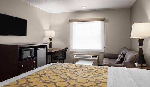 Deluxe Room, 1 King Bed, Non Smoking (Upgraded)