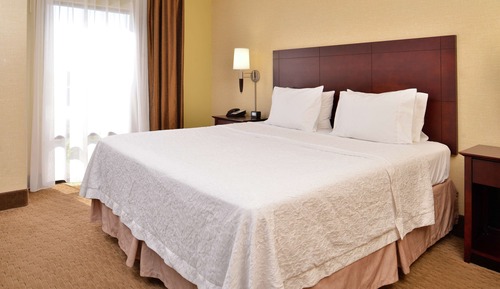 Deluxe Room, 1 King Bed with Sofa bed, Non Smoking