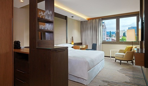 Deluxe Room, 1 King Bed, Non Smoking