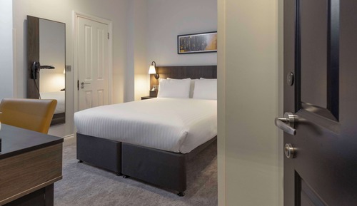 Standard Room, 1 Double Bed, Non Smoking, No Windows