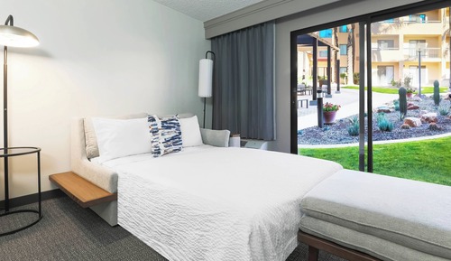 Room, 1 King Bed with Sofa bed, Non Smoking, Pool View