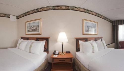 Standard Room, 2 Queen Beds, Refrigerator