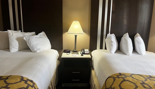 Deluxe Studio Suite, 2 Double Beds, Non Smoking