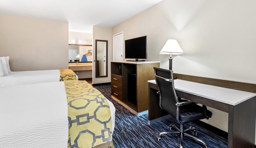 Standard Room, 2 Double Beds, Non Smoking