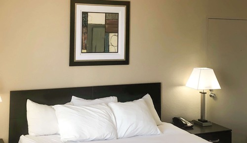 Suite, 1 King Bed with Sofa bed, Non Smoking