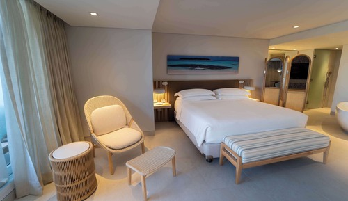 Premium Suite, 1 King Bed, Bay View