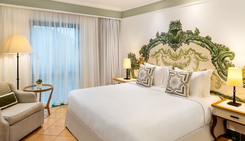 Suite, 1 Queen Bed, Non Smoking, Resort View (Balcony)