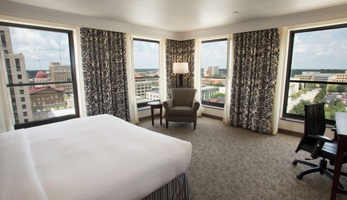 Room, 1 King Bed, City View, Corner