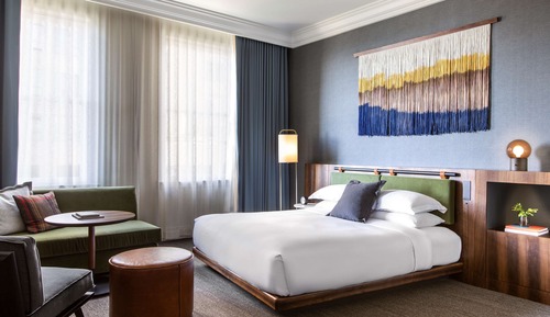 Studio Suite, 1 King Bed (One Bedroom Spa)