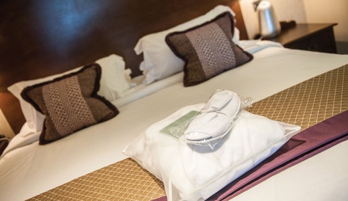 Signature Double Room, Terrace, Lake View