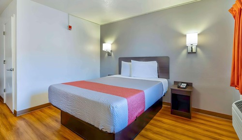 Standard Room, 1 Double Bed, Accessible, Non Smoking