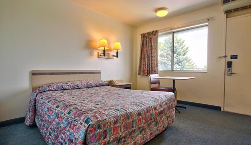 Room, 1 Queen Bed, Non Smoking