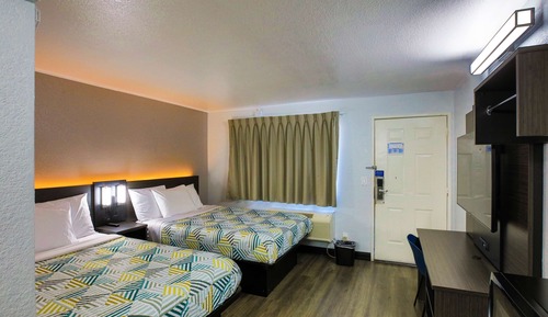 Deluxe Room, 2 Double Beds, Accessible, Non Smoking