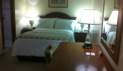 Standard Room, 1 Queen Bed