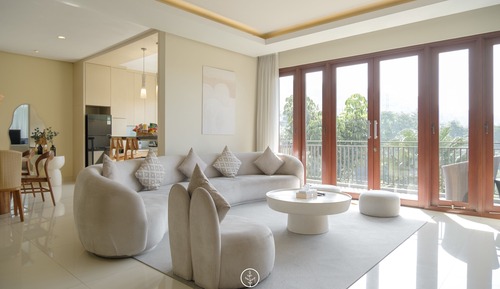 Family room , 4 bedrooms , private pool