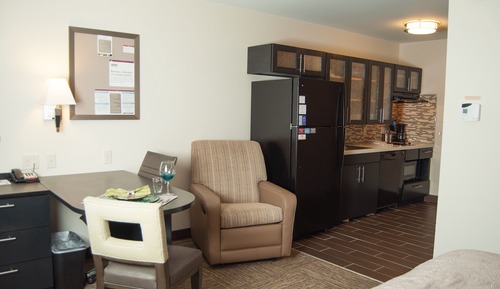 Studio Suite, 1 King Bed, Accessible (Comm, Tub)