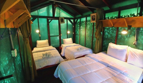 Glamping Hut