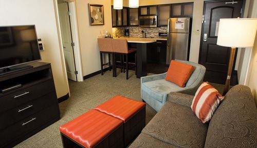 Suite, 2 Bedrooms, Accessible, Kitchen (Mobility, Accessible Tub)