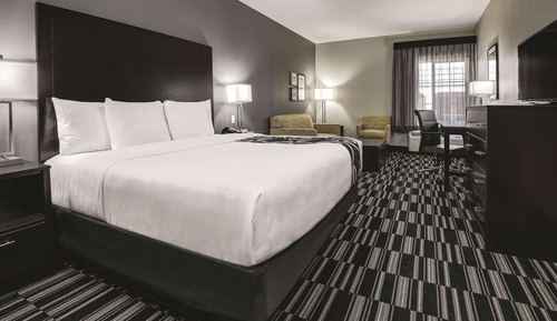 Deluxe Suite, 1 King Bed, Non Smoking