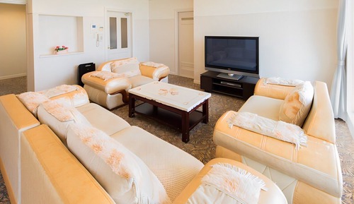 Junior Suite, Smoking