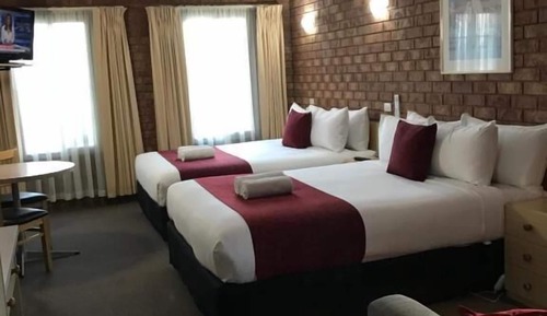Double Room with 2 Double Bed
