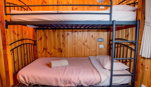 2 Bedroom Cabin - Heron