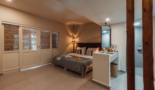 Junior Suite, Private Pool, Garden View