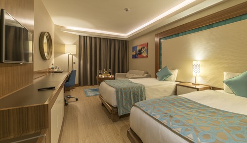 Family Room Land View