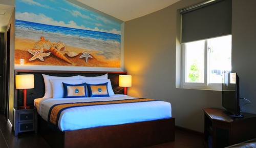 Luxury Double Room, 1 King Bed, Beach View