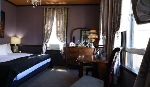 Superior Room, 1 King Bed, Bathtub, Ocean View