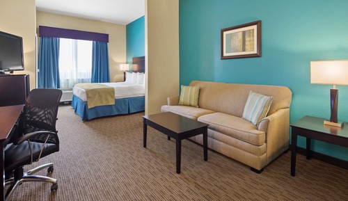 Suite, 1 King Bed, Accessible, Bathtub (with Sofabed)