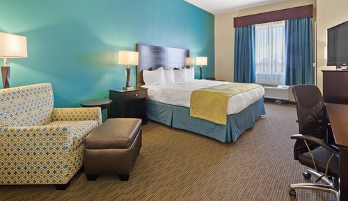 Standard Room, 1 King Bed, Accessible, Non Smoking