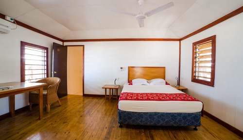Beach Front Cottage, One Double Bed