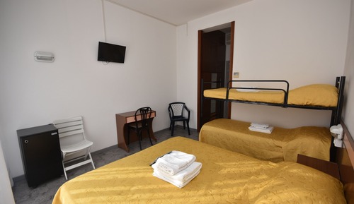 Standard Quadruple Room